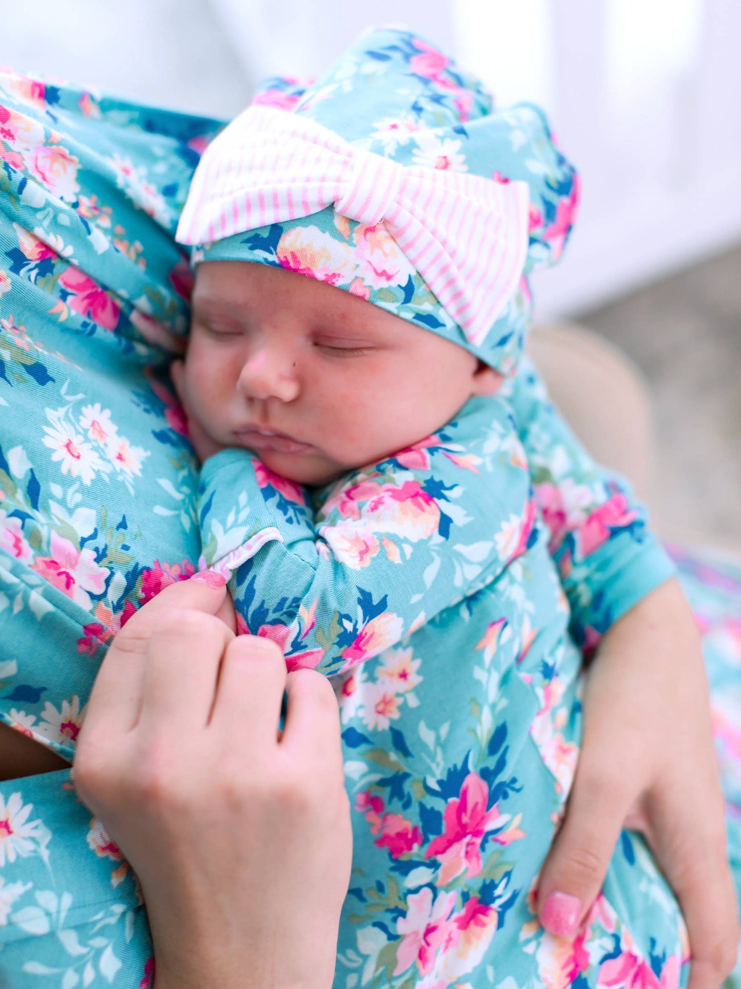 SoftSnooze™ Baby Girls Bamboo Viscose Fancy Me Floral Ruffle Knotted Sleep Gown & Bow Hat Set