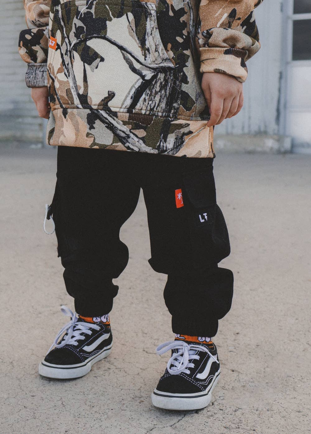 Black Cargos