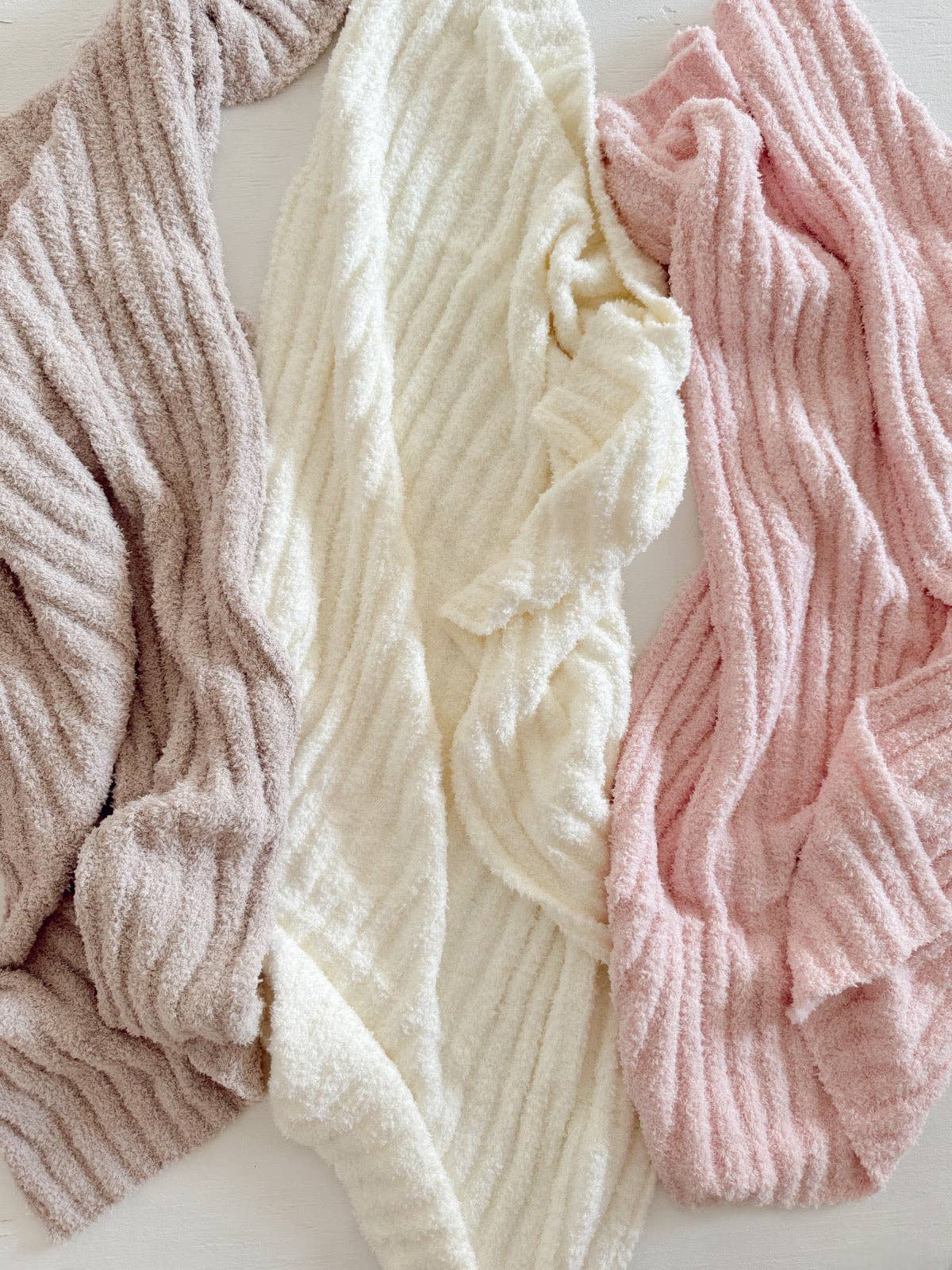 Phufy® Bliss Wave Blanket, Cream