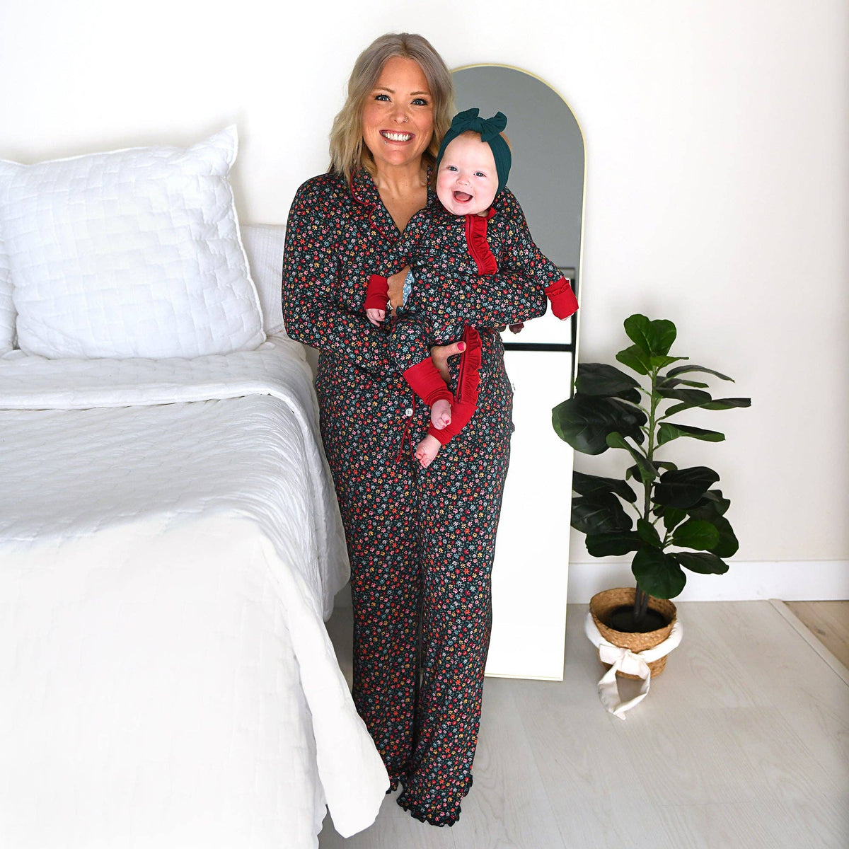 Isabelle RUFFLE ZIP Bamboo One Piece Floral Baby Outfit