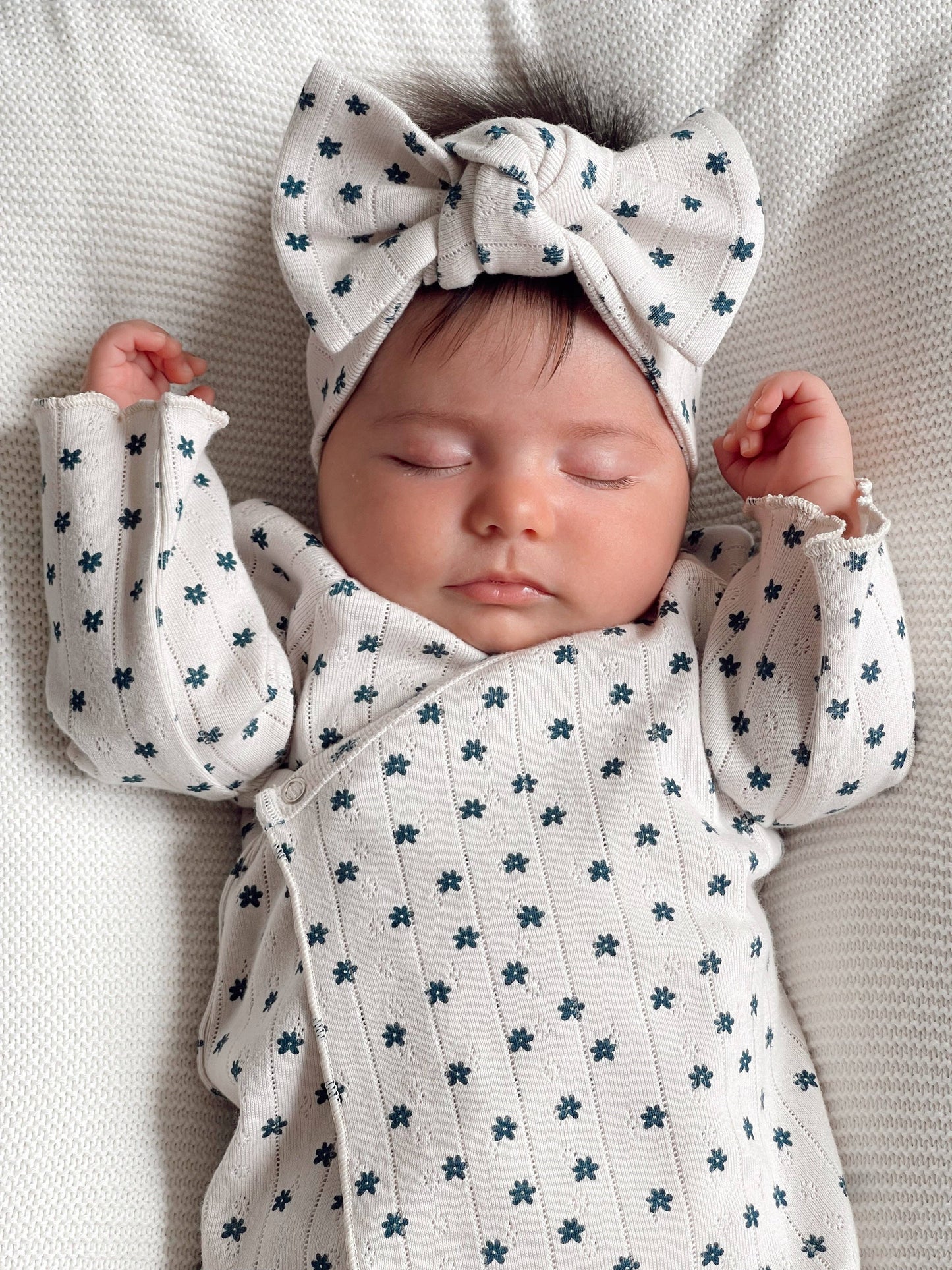 Blue Flower / Organic Pointelle Bow