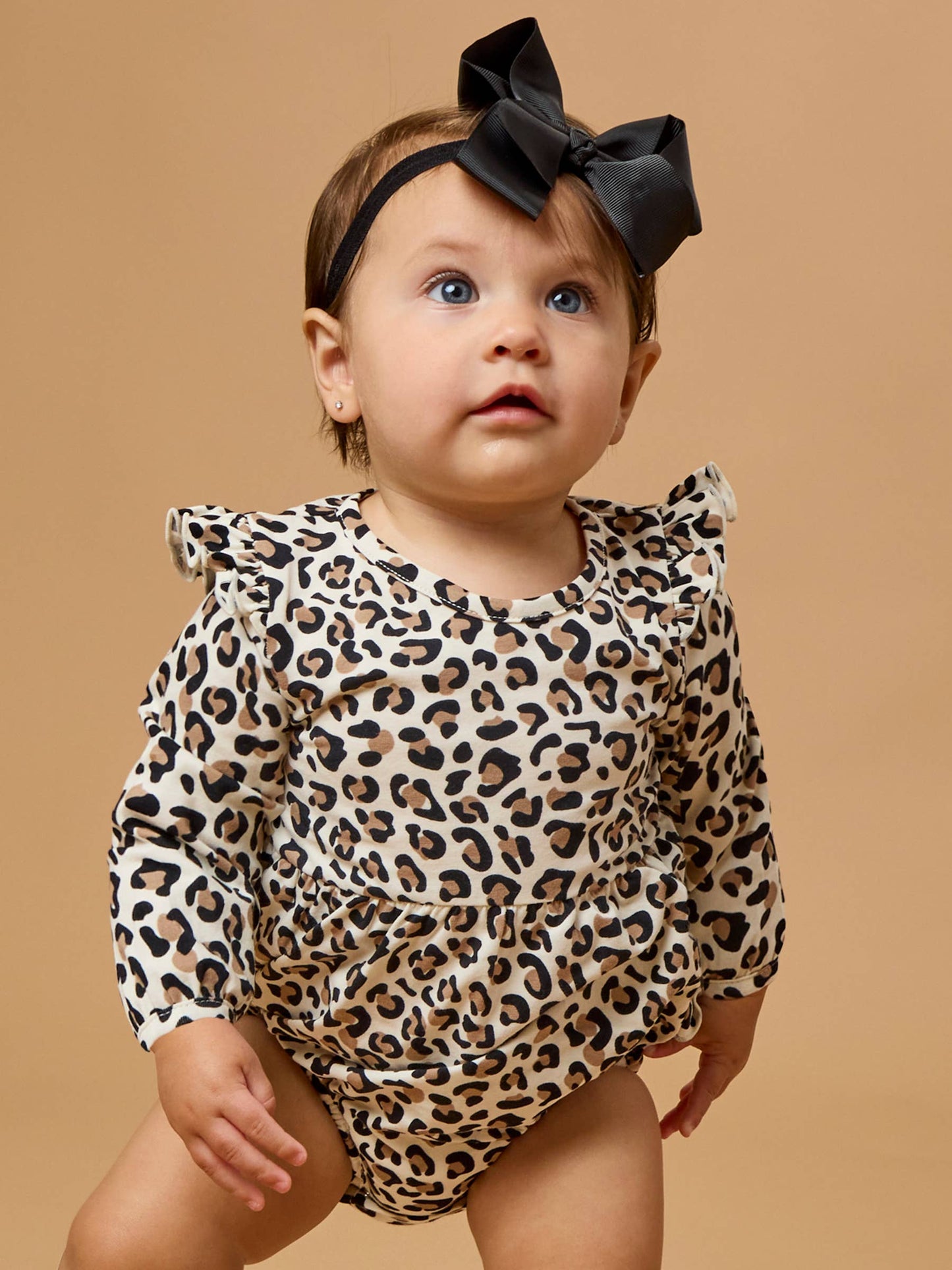 Baby Girls Classic Leopard Knit Long Sleeve Flutter Bubble Romper