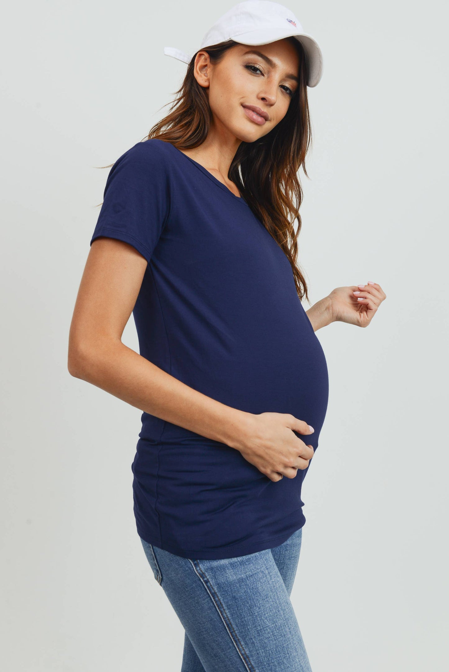 Maternity Basic Crew Neck T-Shirt - Fitted Short Sleeve Tee
