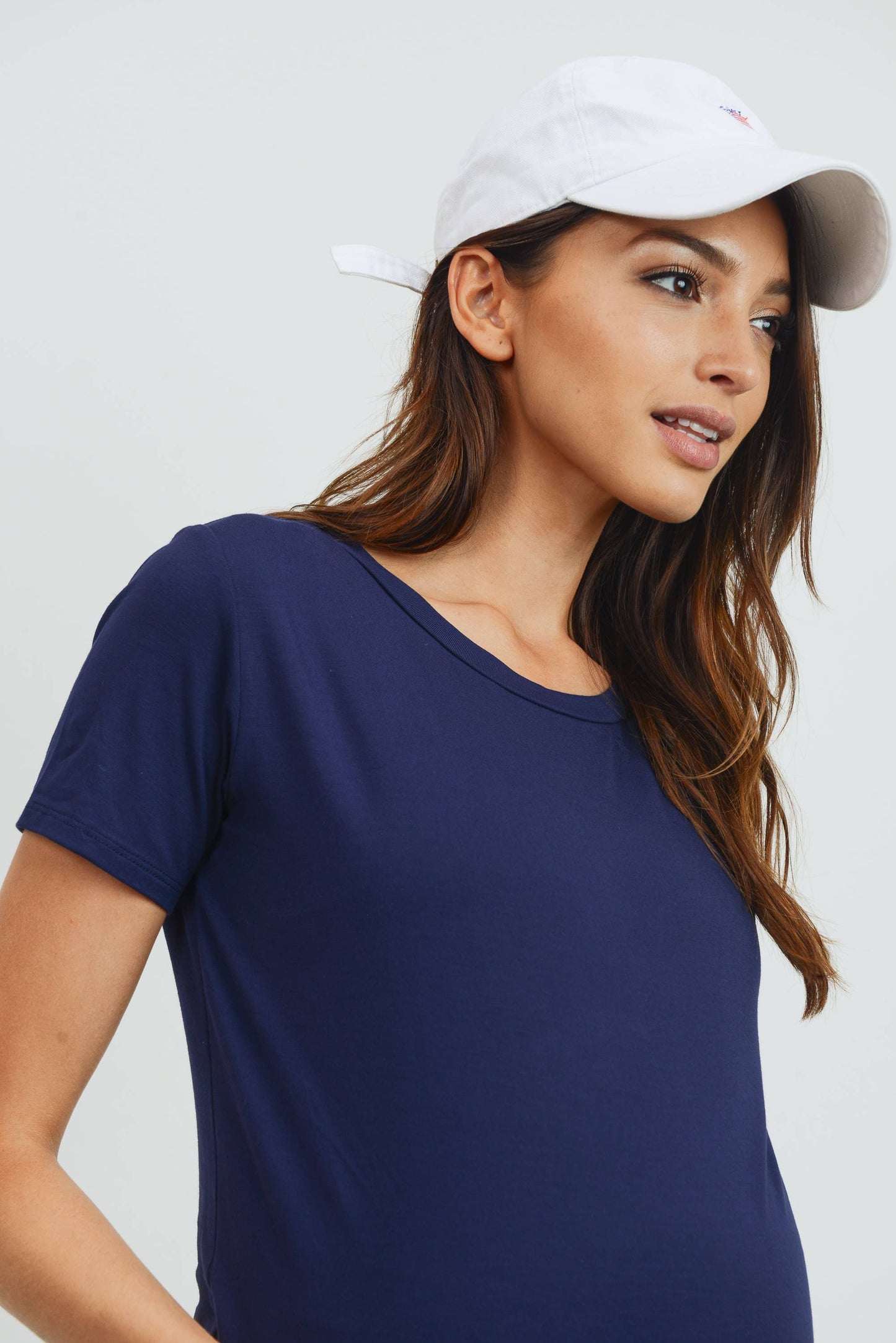 Maternity Basic Crew Neck T-Shirt - Fitted Short Sleeve Tee