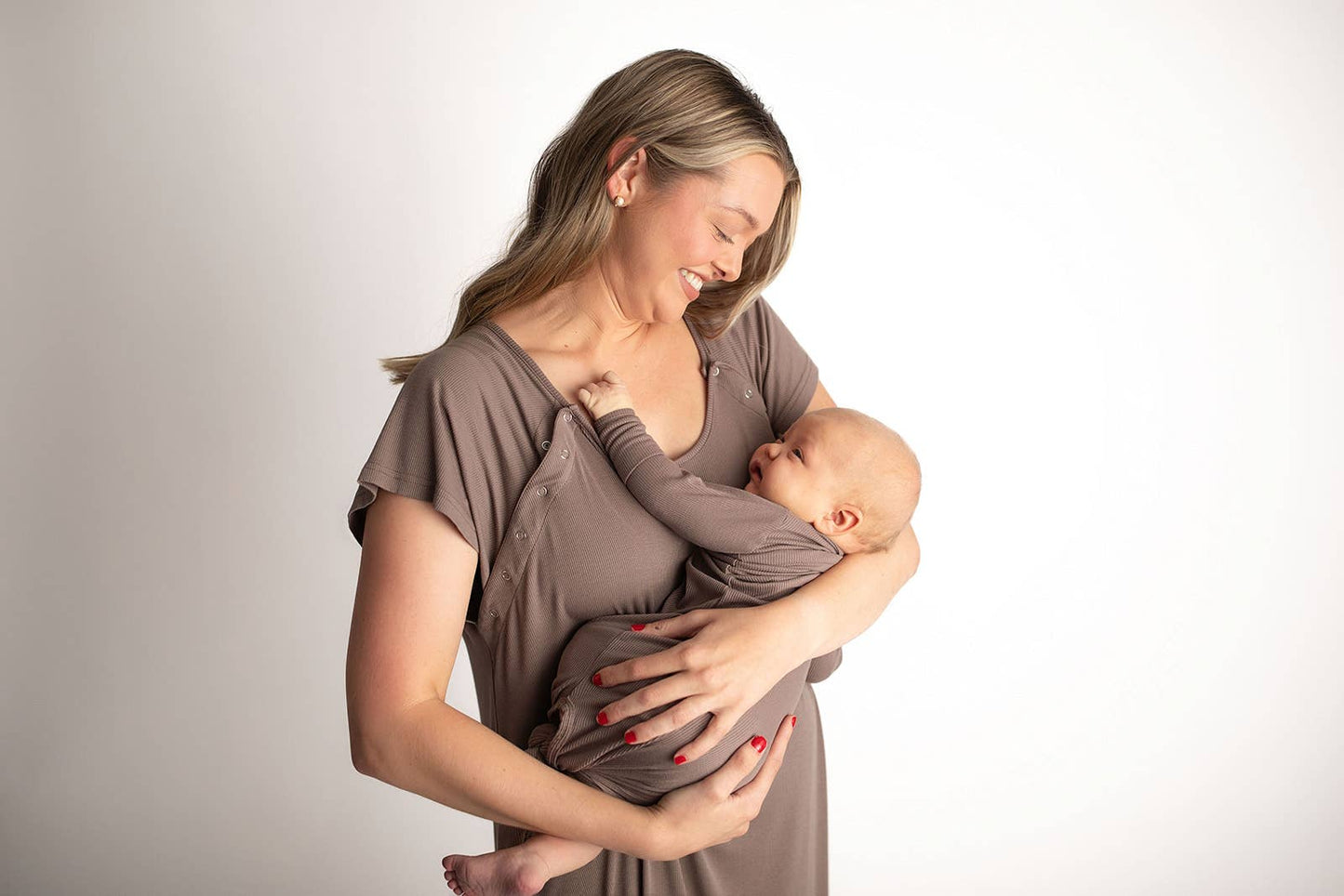 Cocoa Brown Ribbed Knotted Newborn Baby Gown sleepwear