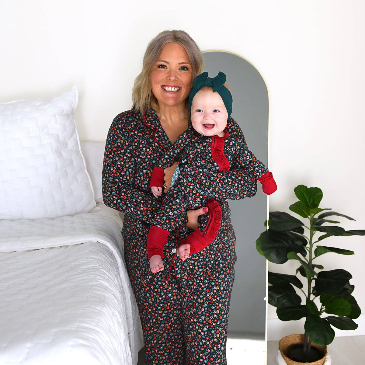Isabelle RUFFLE ZIP Bamboo One Piece Floral Baby Outfit