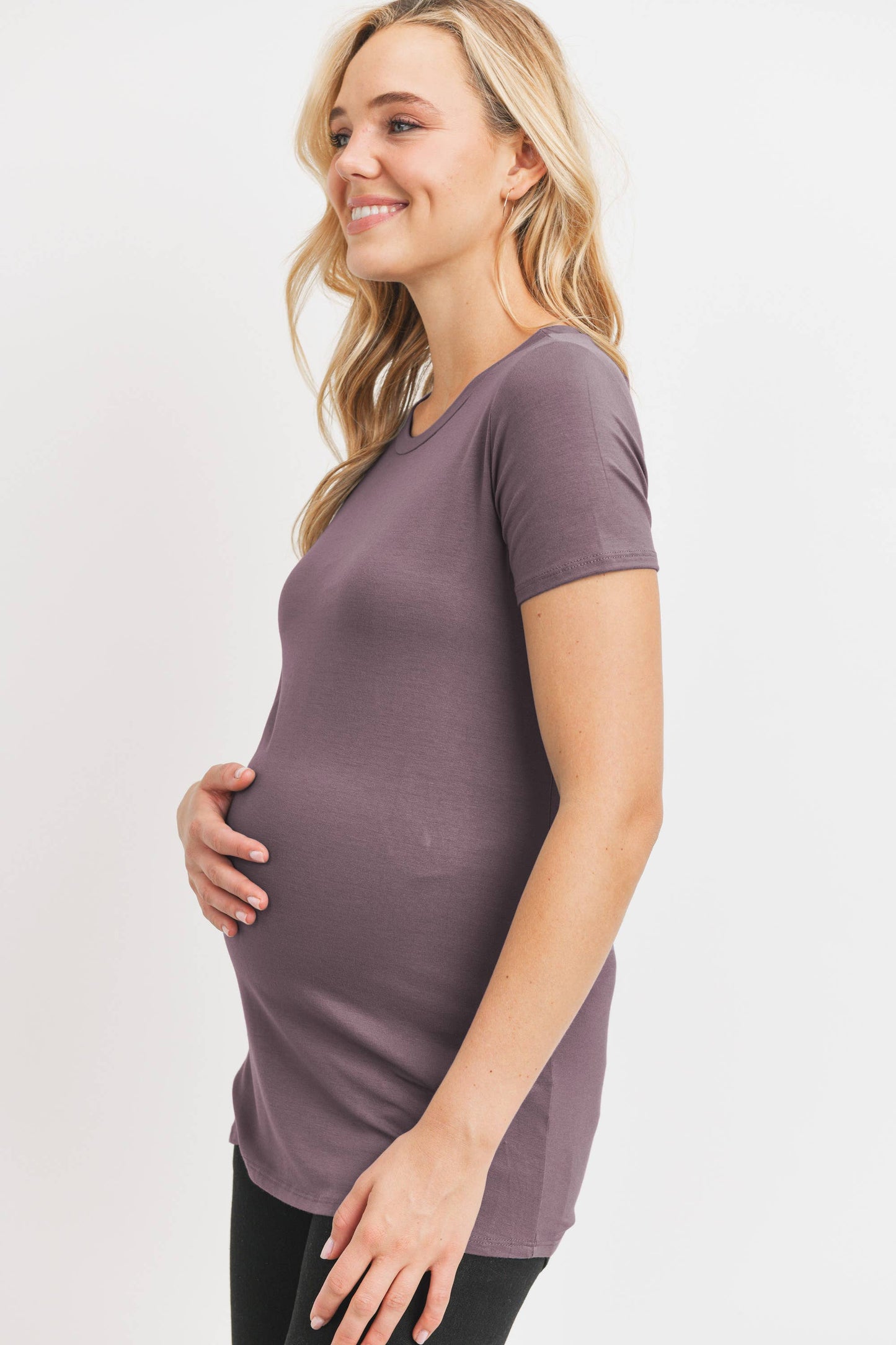 Maternity Basic Crew Neck T-Shirt - Fitted Short Sleeve Tee