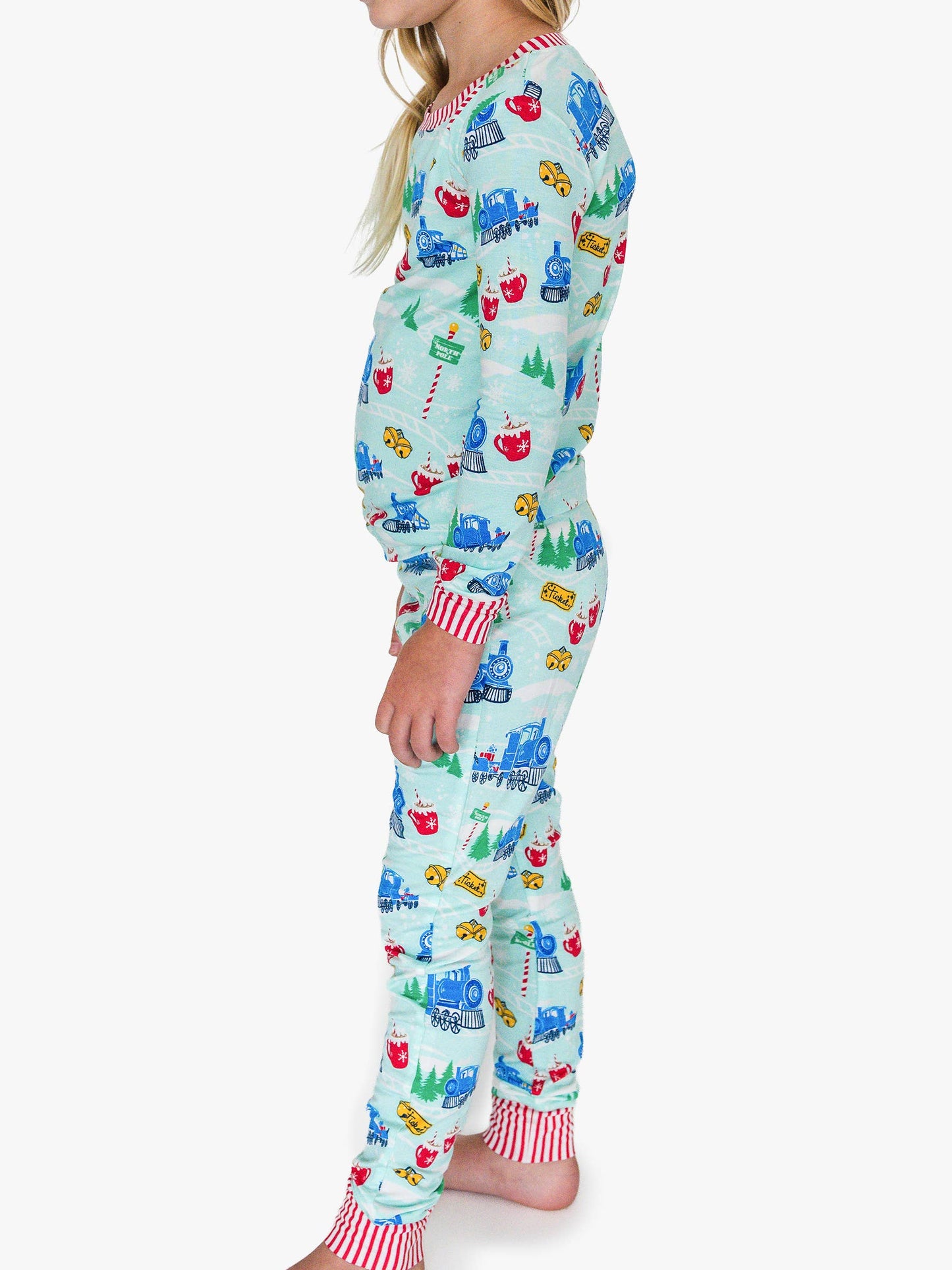 SoftSnooze™ Kids Bamboo Viscose Snowy Train Tracks Long Sleeve Pajama Set